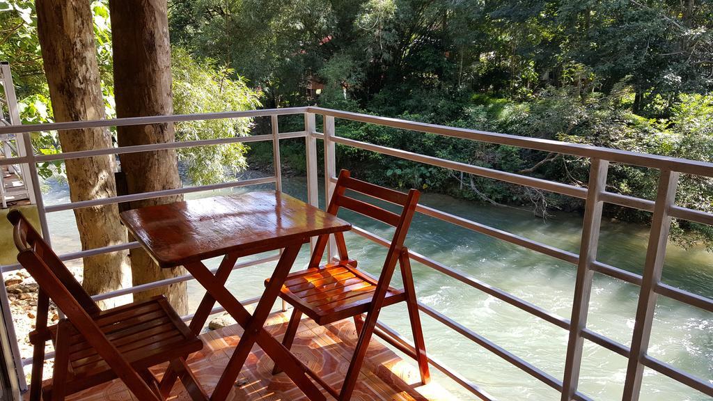 Khao Sok Jungle Huts Resort Khao Sok National Park Zewnętrze zdjęcie